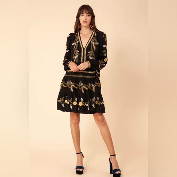 Hale Bob Dresses & Skirts - HALE BOB crepe dress black Size Medium